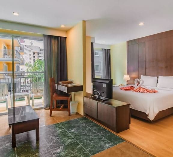 DELUXE SUITE CITY VIEW Номера
