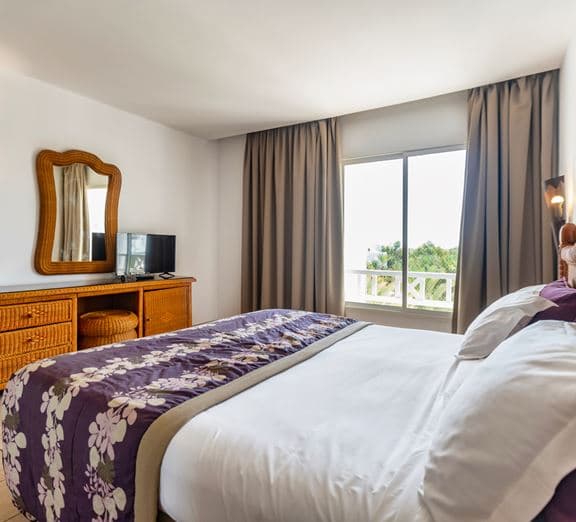 Room Standard Garden / Pool View Номера