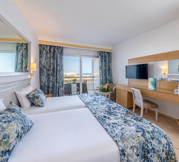 Room Double Garden View Номера