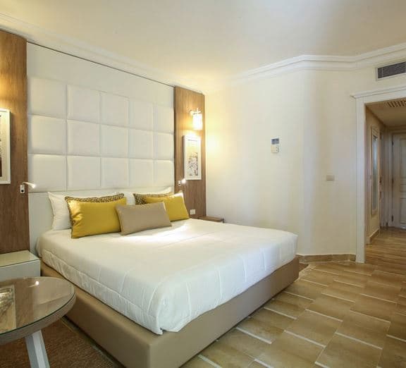 Room Standard Garden View Номера