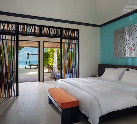 Beachfront Villa Номера