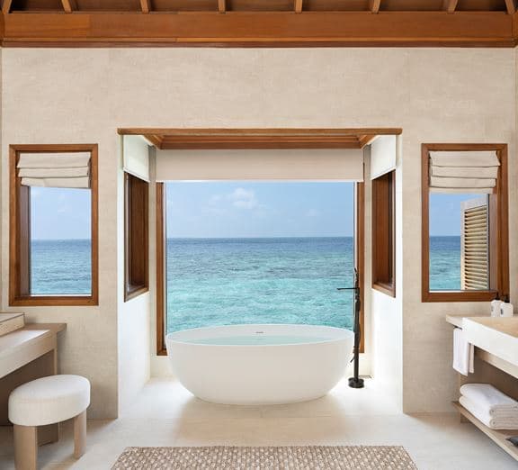 Ocean Bungalow with Pool Номера