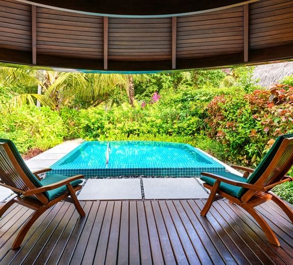 Cottage with Pool Номера