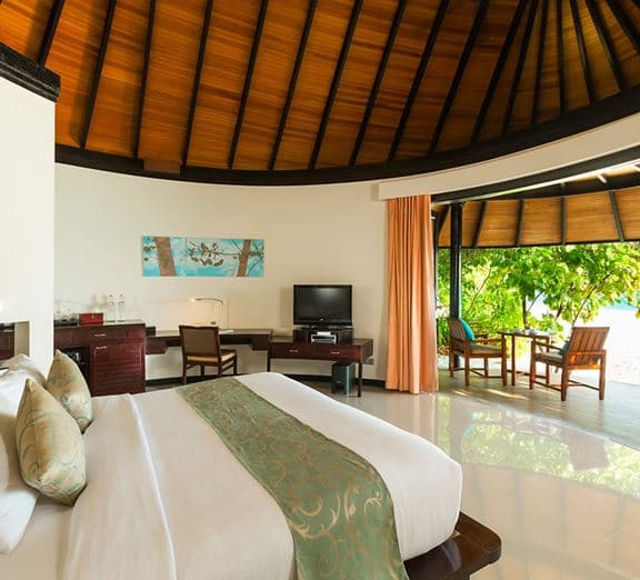 Deluxe Beach Villa Номера