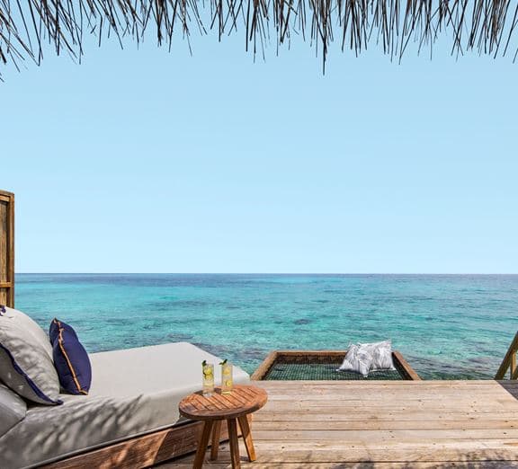 Overwater Villa Номера