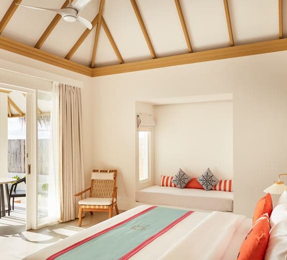 Beach Villa with Pool Номера
