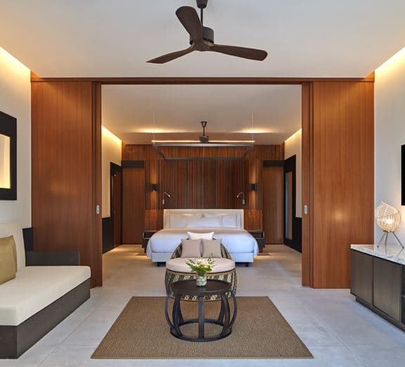 Deluxe Beach Villa Pool Номера