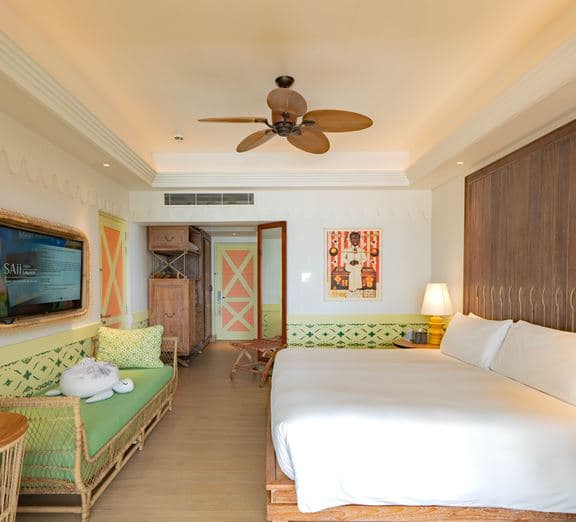 BEACH ROOM WIITH POOL Номера