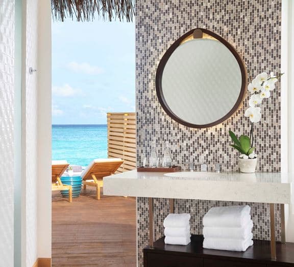 Overwater Pool Villa Sunset Номера