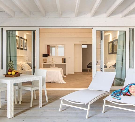 Beach Bungalow Номера