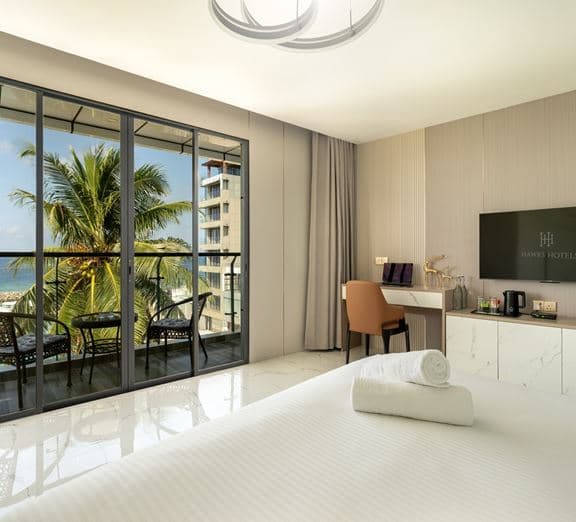 DELUXE ROOM SEA VIEW WITH BALCONY Номера