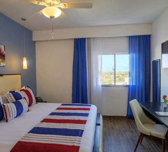 JUNIOR SUITE Номера
