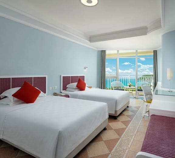 DELUXE SEA VIEW ROOM Номера