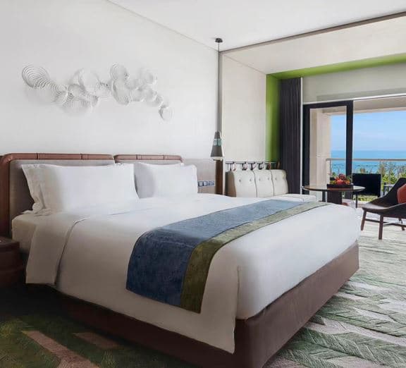 STANDARD OCEAN VIEW KING BED Номера