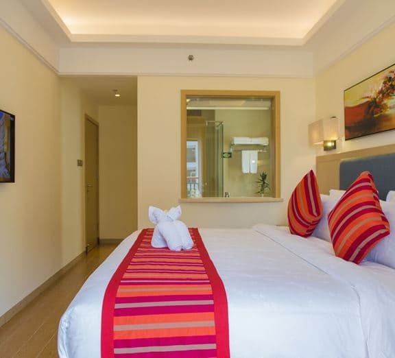 POOL VIEW GARDEN TWOBEDROOM SUITE Номера