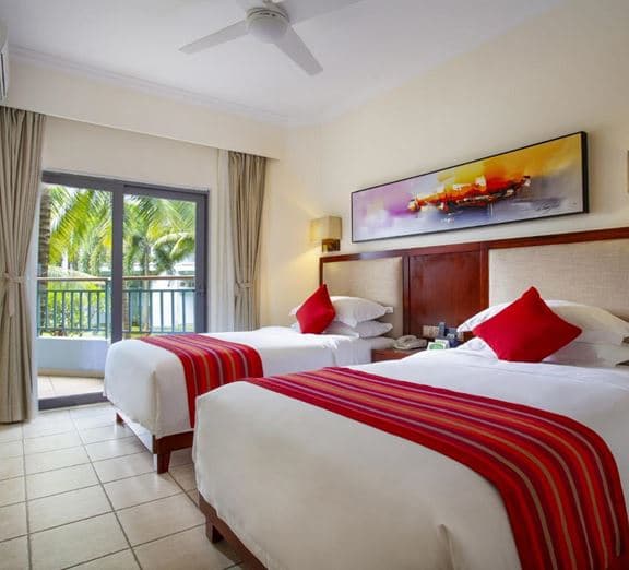 LUXURY SEA VIEW ROOM Номера