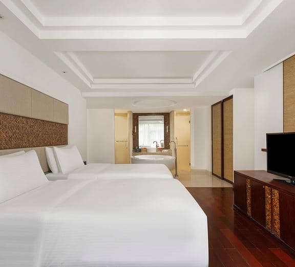 GRAND MERCURE DELUXE KING/TWIN ROOM WITH POOL VIEW Номера