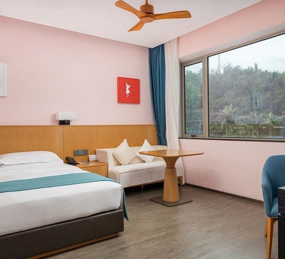 SUPERIOR GARDEN VIEW KING ROOM (NO BALCONY) Номера