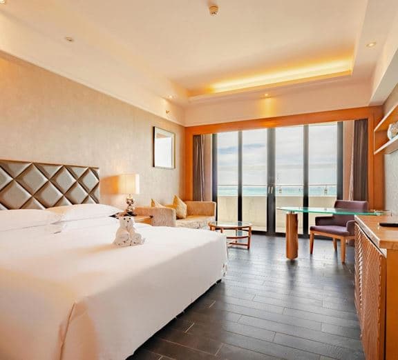 PREMIUM OCEAN VIEW ROOM KING BED 180 Номера