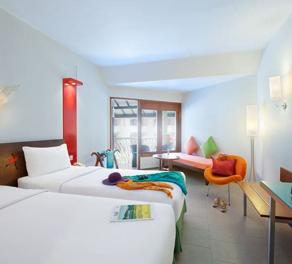 Superior Pool View Room Номера