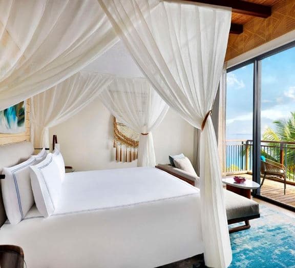 King Premium with Ocean View Room Номера