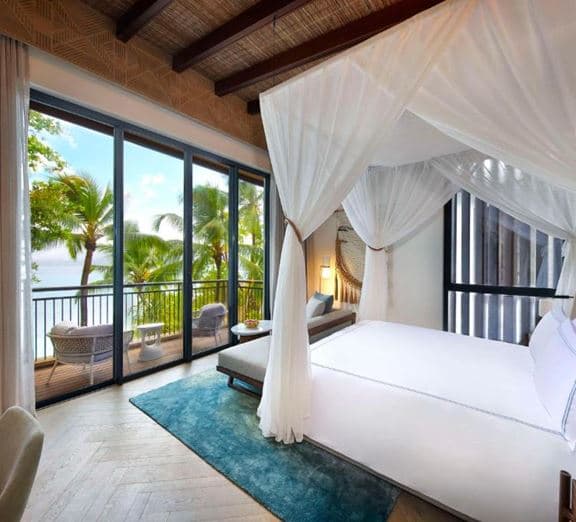 One Bedroom Suite Ocean View Номера