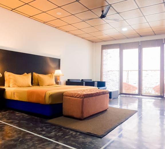 DELUXE KING SUITE Номера
