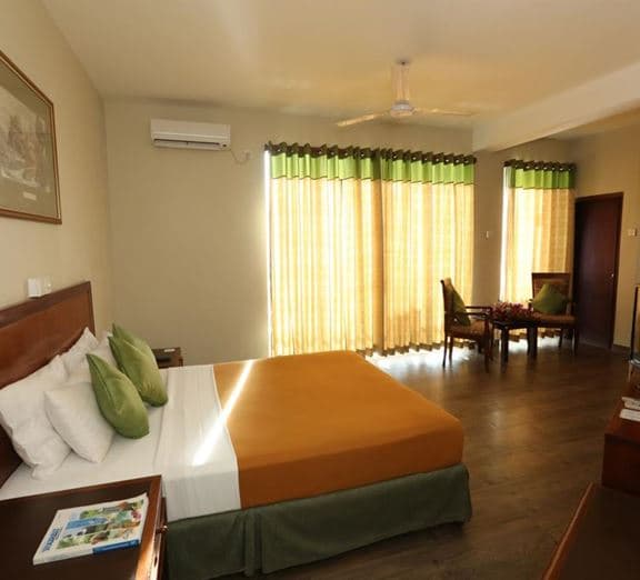 DELUXE ROOM Номера