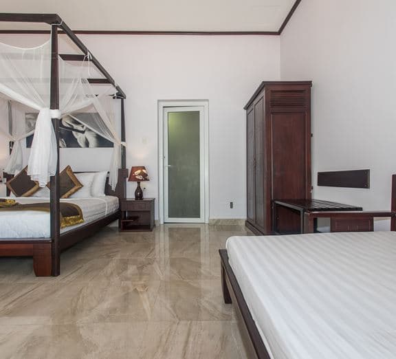 BEACH FRONT VILLA Номера