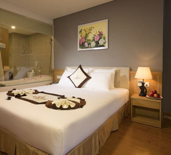 ROOM DELUXE SEA VIEW BALCONY Номера