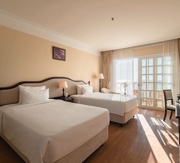 DELUXE OCEAN VIEW WITH BALCONY Номера
