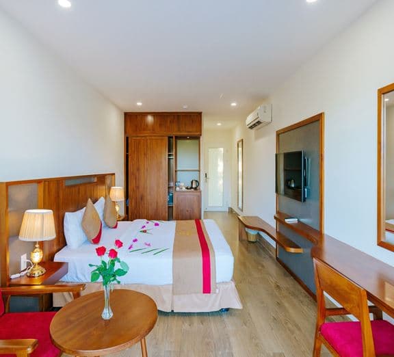 DELUXE GARDEN VIEW BALCONY Номера