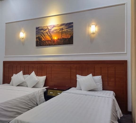 DBL/TWIN CENTRAL WITH BALCONY Номера