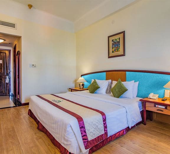 ROOM DELUXE SEA VIEW Номера