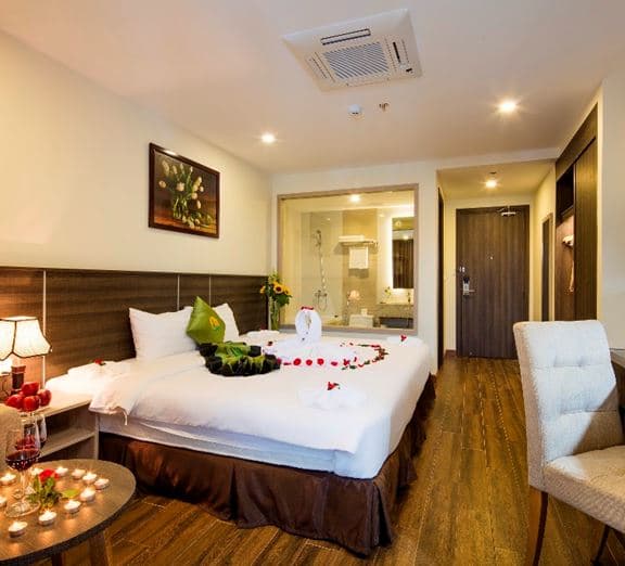 DELUXE WITH BALCONY Номера