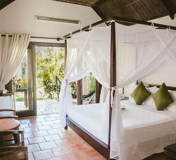 SUPERIOR GARDEN BUNGALOW VIEW WITH BALCONY Номера