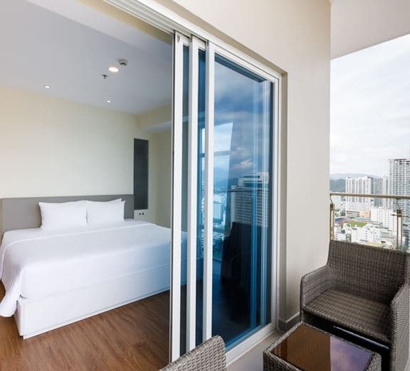 2-BEDROOM DELUXE SUITE OCEAN VIEW (NO EXTRA BED) Номера