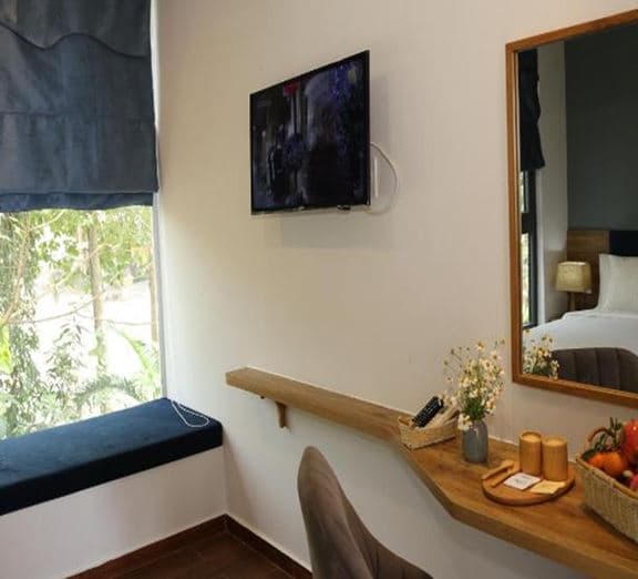 DELUXE TRIPLE MOUNTAIN VIEW WITH WINDOW) Номера