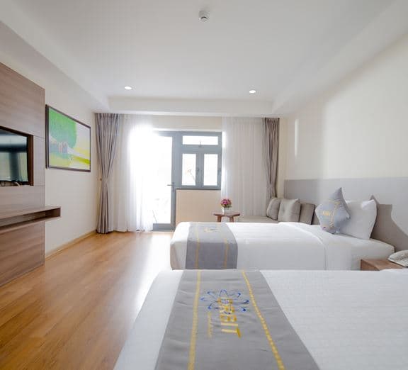 DELUXE ROOM WITH CITY VIEW Номера