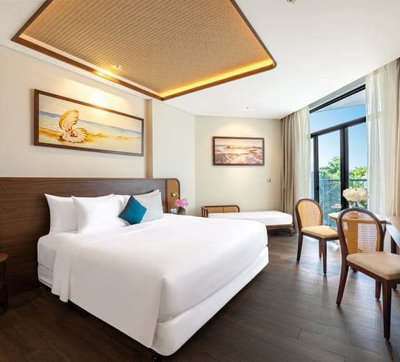 PREMIER DELUXE KING PARTIAL SEA VIEW Номера