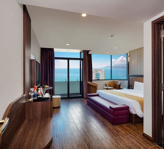 EXECUTIVE PARTIAL SEAVIEW Номера