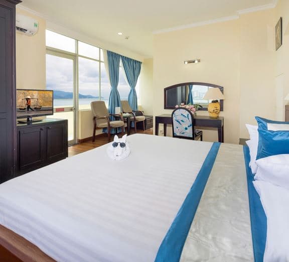 EXECUTIVE DELUXE WITH BALCONY Номера