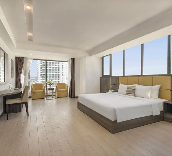 EXECUTIVE CITY VIEW WITH BALCONY Номера