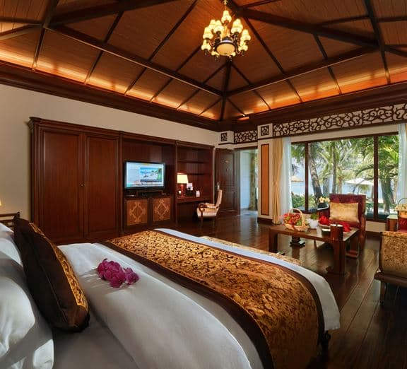 PREMIER BEACHFRONT VILLA WITH PRIVATE POOL Номера