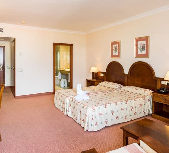 ECO ROOM LOWER FLOOR Номера