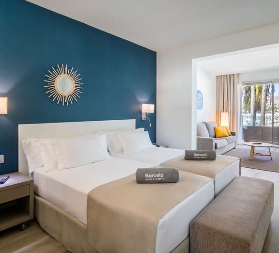 SUITE DELUXE SEA VIEW Номера