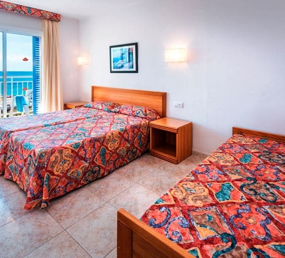 STANDARD ROOM LATERAL SEA VIEW Номера