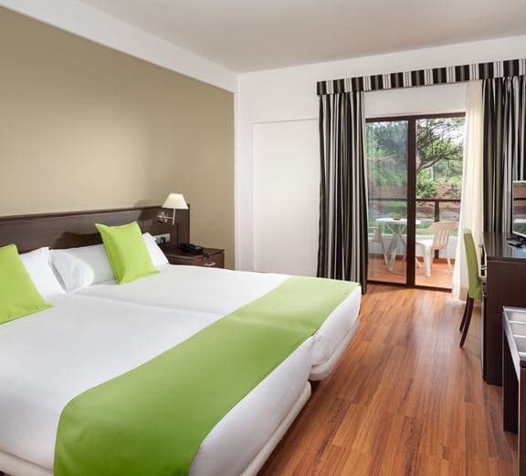 DOUBLE STANDARD ROOM (BALCONY OR TERRACE) Номера