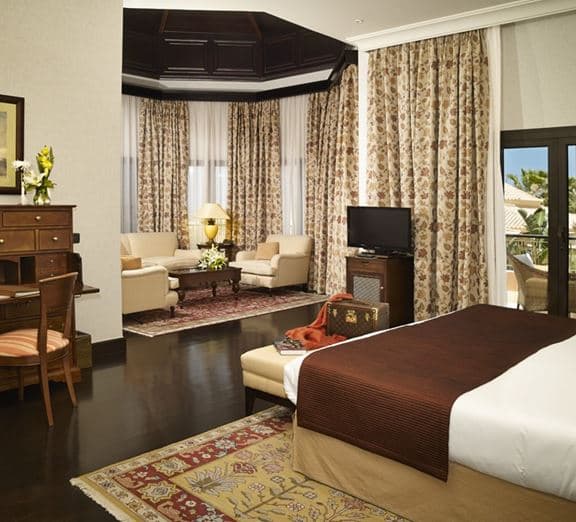 JUNIOR SUITE Номера