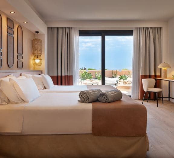DELUXE ROOM Номера